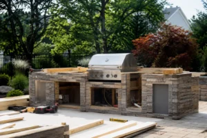 What Long Island Homeowners Should Know Before Building an Outdoor Kitchen